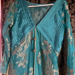 Elegant Teal and Gold Women's Top